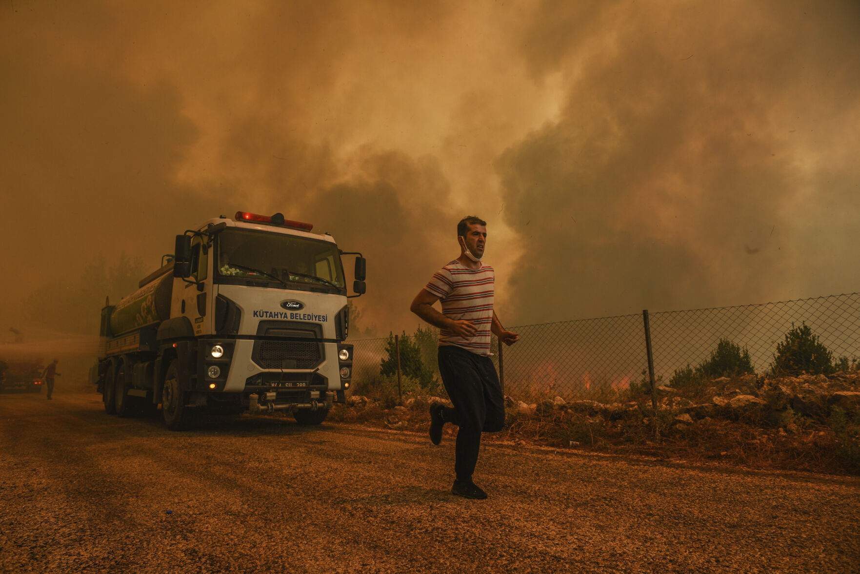 APTOPIX Turkey Wildfire
